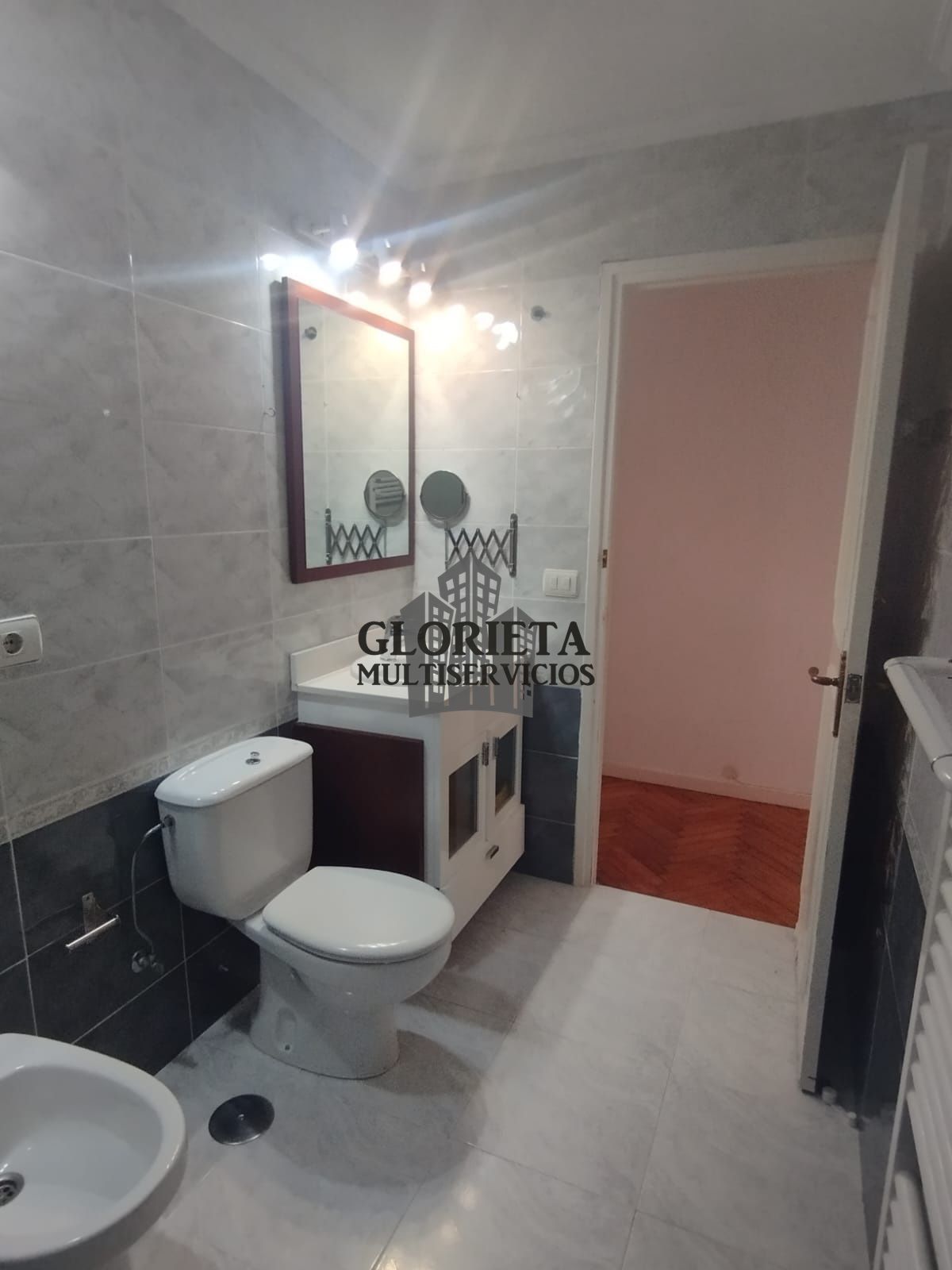 ¡PISO EN VENTA EN CAMELIAS! - Foto 35