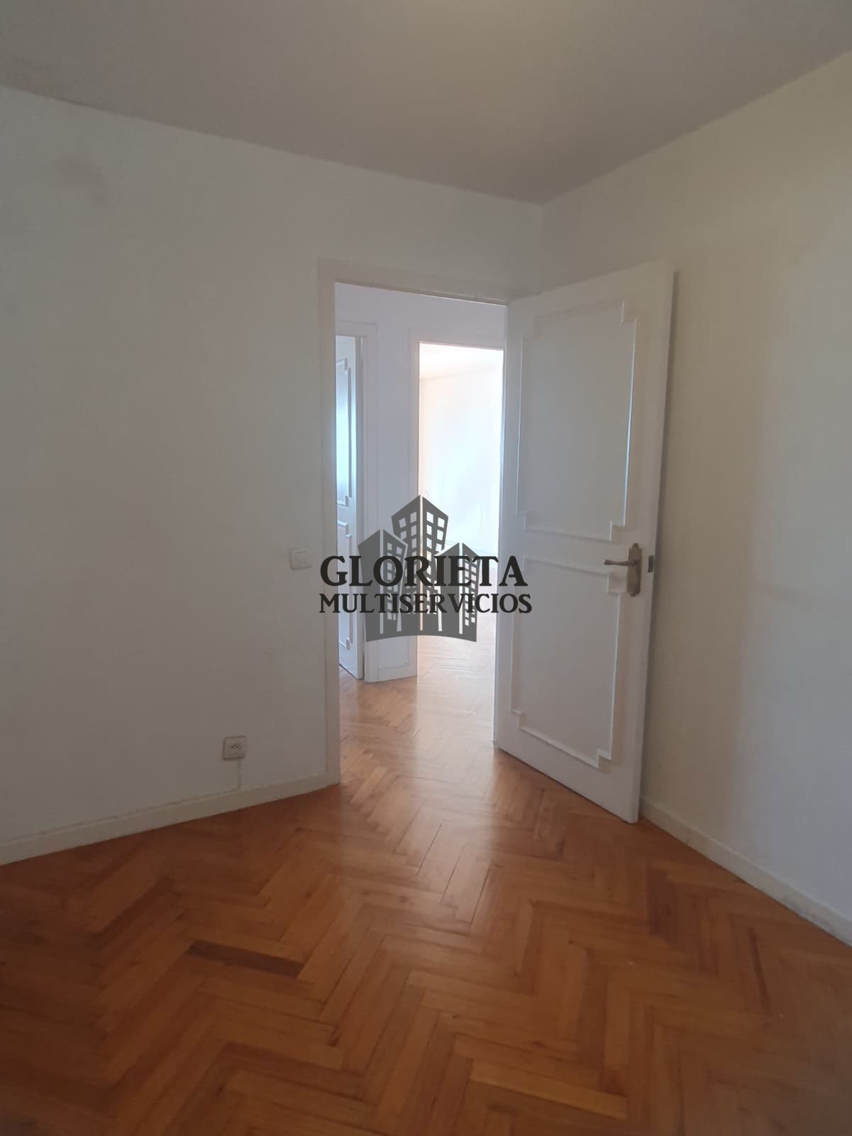 ¡PISO EN VENTA EN CAMELIAS! - Foto 41