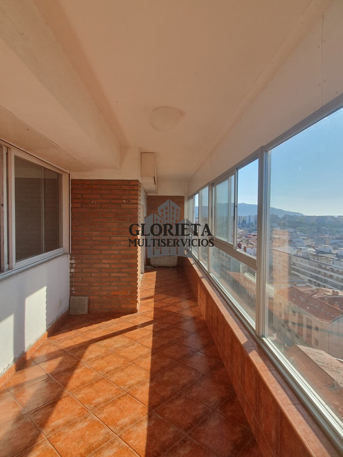 ¡PISO EN VENTA EN CAMELIAS! - Foto 33