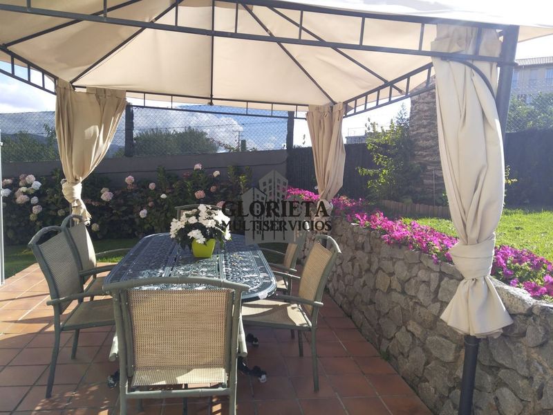 Chalet Independiente en venta Poio, Pontevedra. Ref: 1403. Inmobiliaria Glorieta