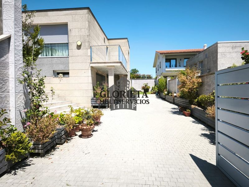 Chalet Independiente en venta Cangas, Pontevedra. Ref: 1800. Inmobiliaria Glorieta