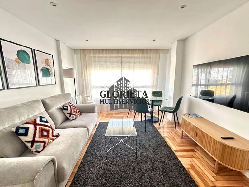 Piso en venta Vigo, Pontevedra. Ref: 1984. Inmobiliaria Glorieta