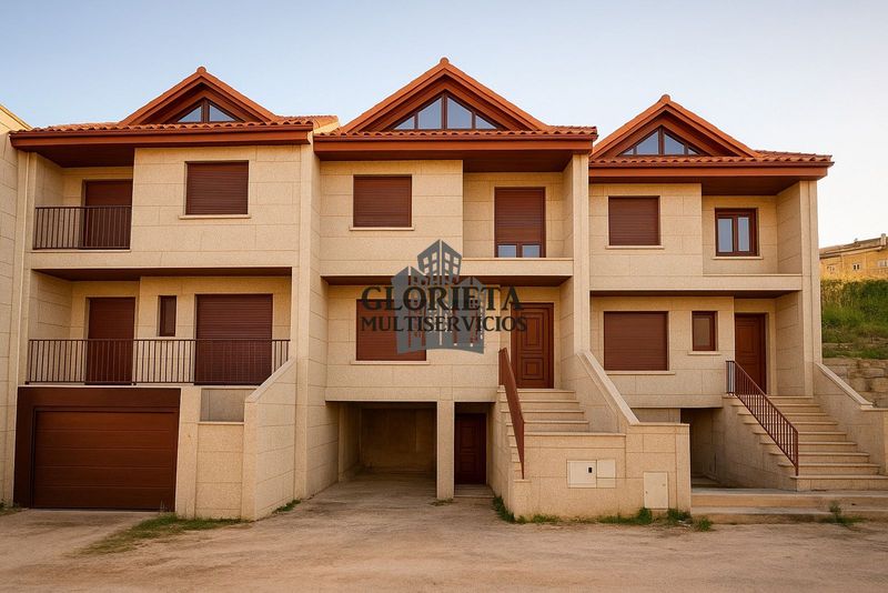 Adosado en venta Vigo, Pontevedra. Ref: 1993. Inmobiliaria Glorieta