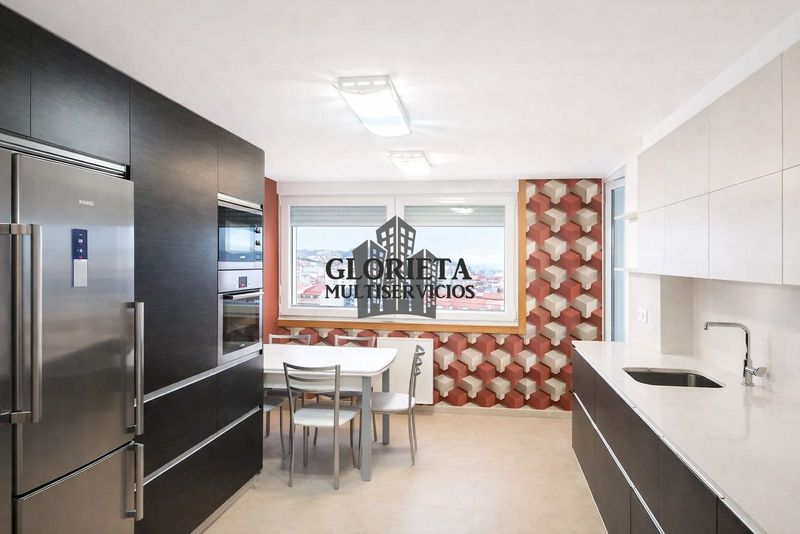 Apartamento à venda Vigo, Pontevedra. Ref: 2126. Inmobiliaria Glorieta