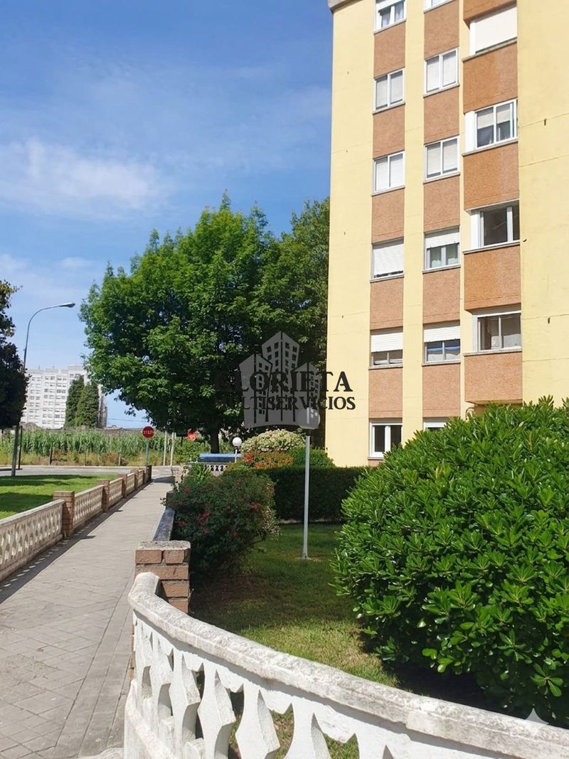 Piso en venta Vigo, Pontevedra. Ref: 2250. Inmobiliaria Glorieta