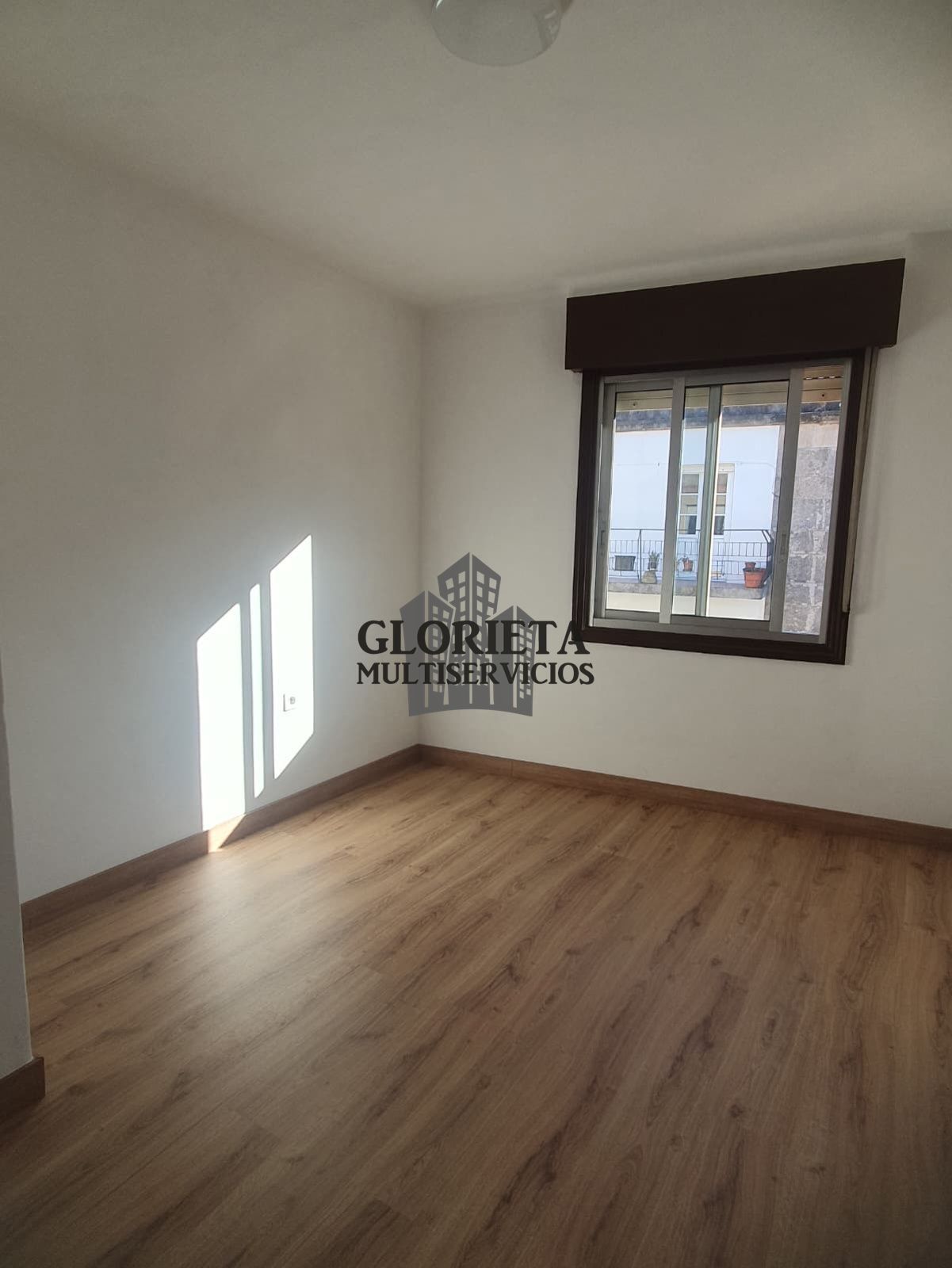 ¡PRECIOSO PISO EN VENTA EN TEIS! - Foto 9