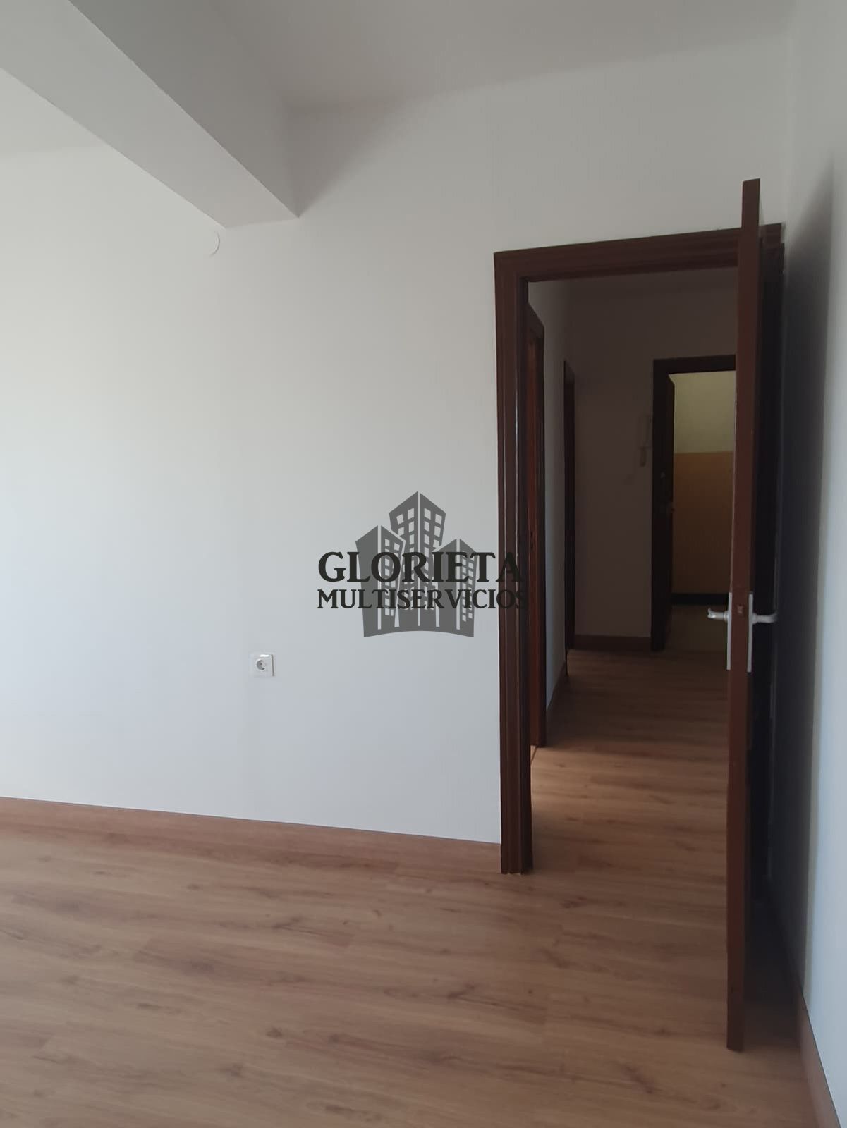 ¡PRECIOSO PISO EN VENTA EN TEIS! - Foto 33