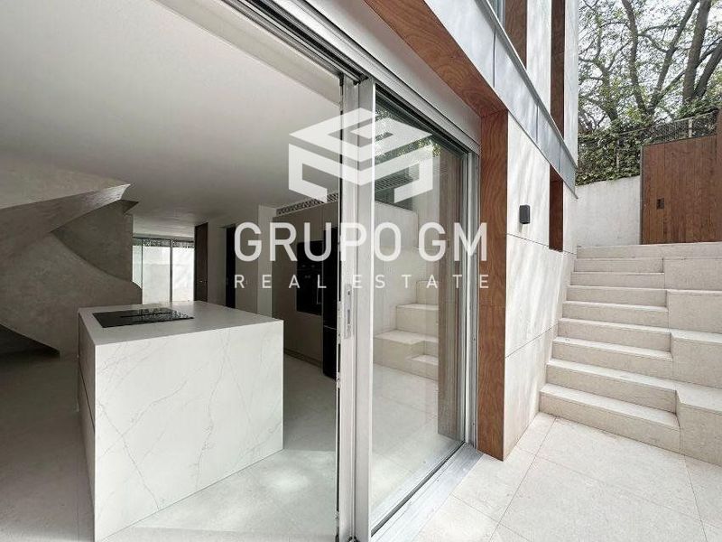 House for sale Madrid. Ref: 1027. Grupo GM Real Estate