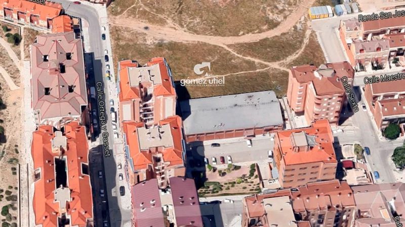 Nave Industrial en alquiler  en Cuenca . Ref: 1174. Gomez Utiel Servicios Inmobiliarios Cuenca
