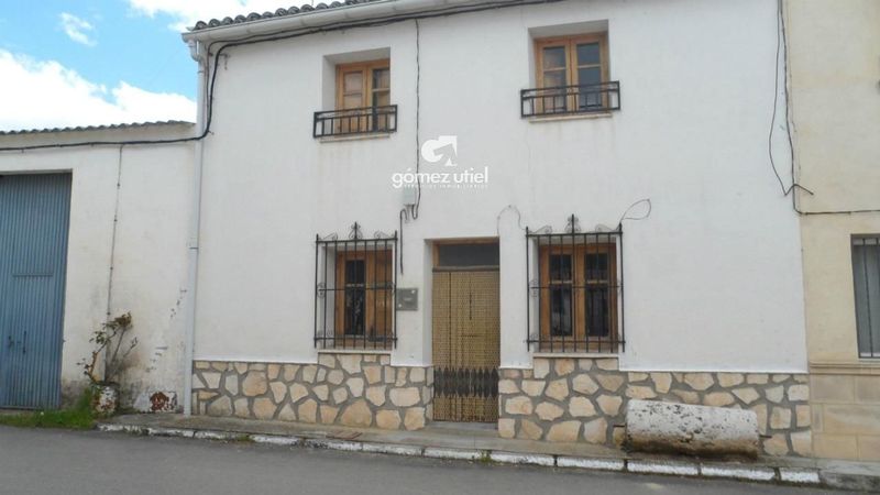 Casa en venta  en Naharros, Cuenca . Ref: 1419. Gomez Utiel Servicios Inmobiliarios Cuenca