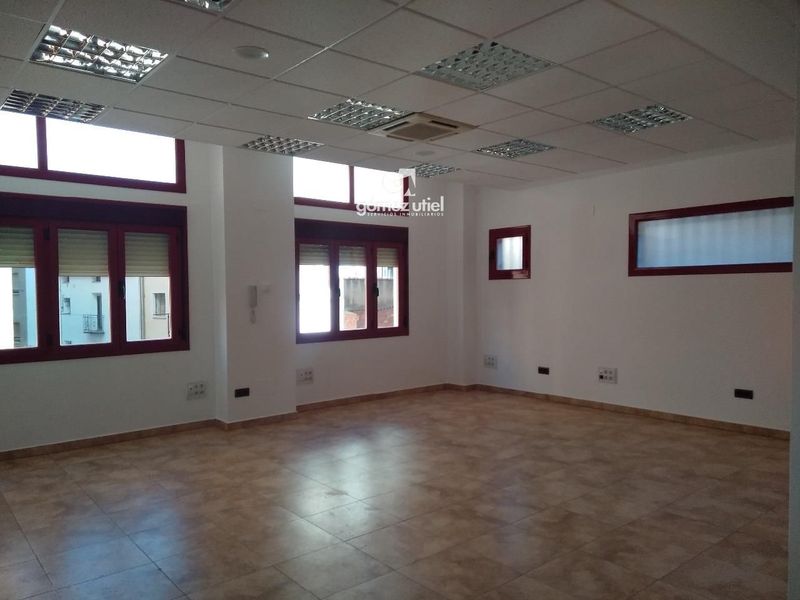 Oficina en alquiler  en Cuenca . Ref: 2303. Gomez Utiel Servicios Inmobiliarios Cuenca