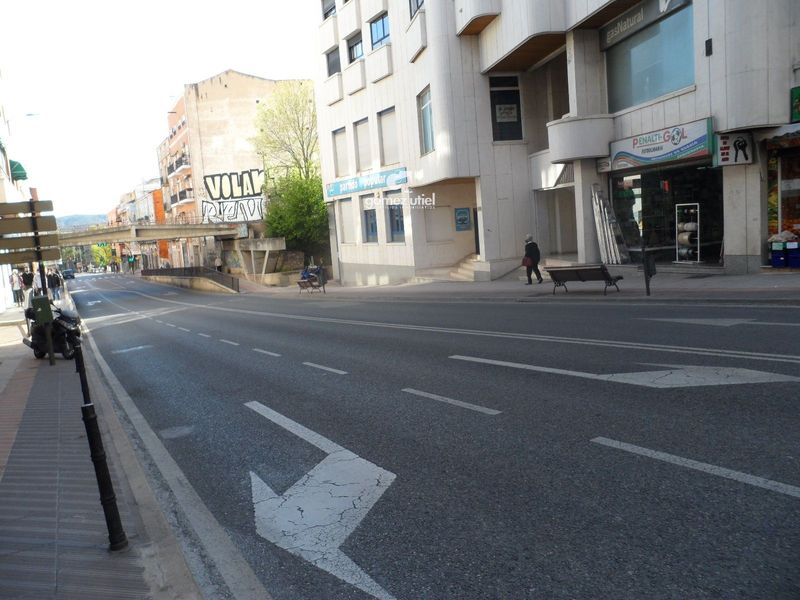 Local Comercial en venta y alquiler  en Cuenca . Ref: 2572. Gomez Utiel Servicios Inmobiliarios Cuenca