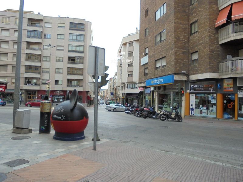 Local Comercial en venta  en Cuenca . Ref: 2772. Gomez Utiel Servicios Inmobiliatios Cuenca