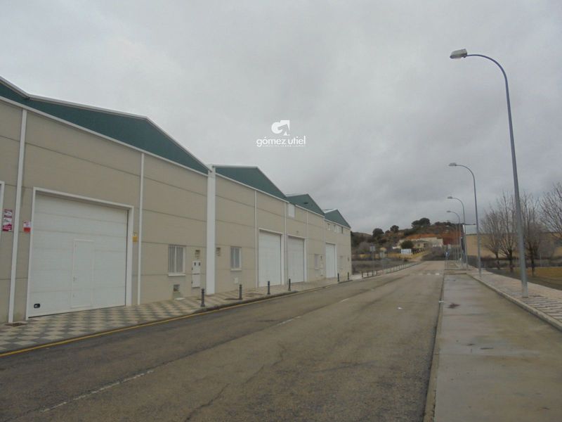 Nave Industrial en venta  en Cuenca . Ref: 2899. Gomez Utiel Servicios Inmobiliarios Cuenca