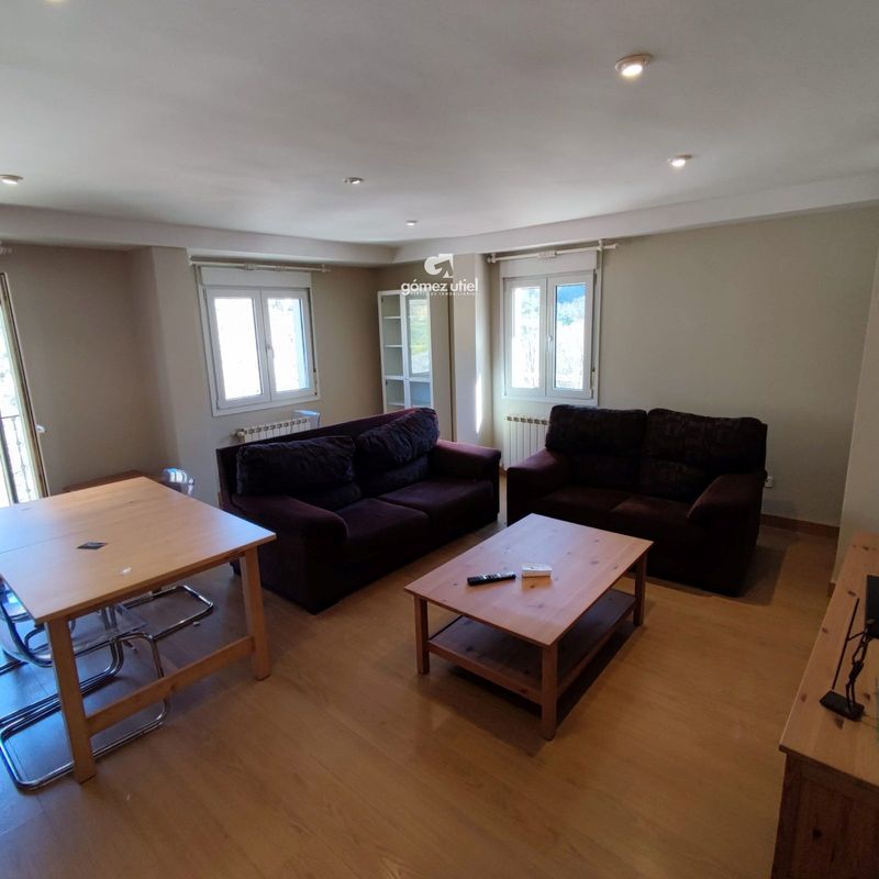 Dúplex en alquiler  en Cuenca . Ref: 3033. Gomez Utiel Servicios Inmobiliarios Cuenca