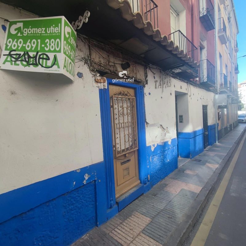 Local Comercial en alquiler  en Cuenca . Ref: 3071. Gomez Utiel Servicios Inmobiliarios Cuenca