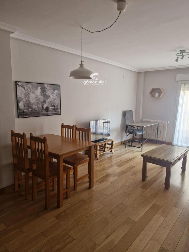 Piso en alquiler  en Cuenca . Ref: 3157. Gomez Utiel Servicios Inmobiliarios Cuenca