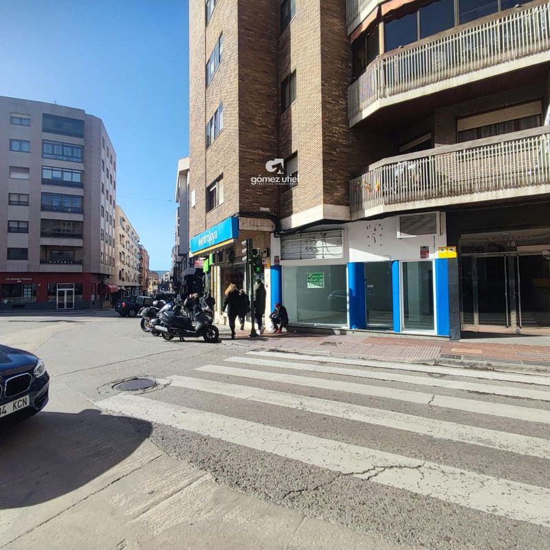 Local Comercial en alquiler  en Cuenca . Ref: 3160. Gomez Utiel Servicios Inmobiliarios Cuenca