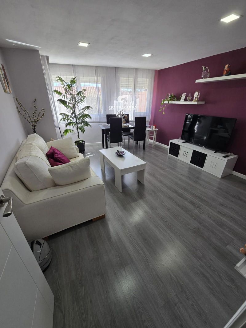 Piso en alquiler  en Cuenca . Ref: 3255. Gomez Utiel Servicios Inmobiliarios Cuenca