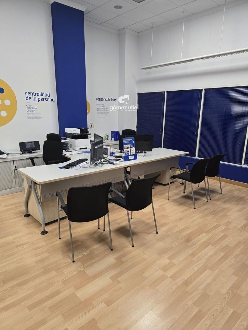 Local Comercial en venta  en Cuenca . Ref: 3276. Gomez Utiel Servicios Inmobiliarios Cuenca