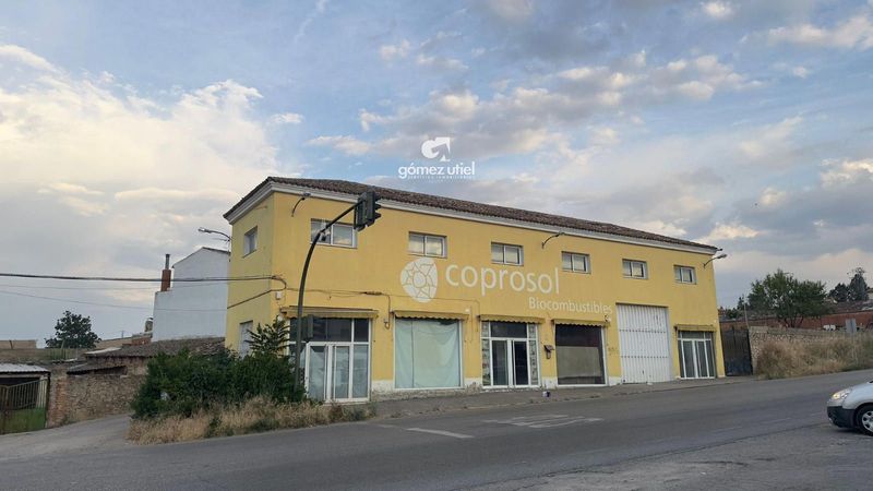 Nave Industrial en venta  en Cuenca . Ref: 3319. Gomez Utiel Servicios Inmobiliarios Cuenca