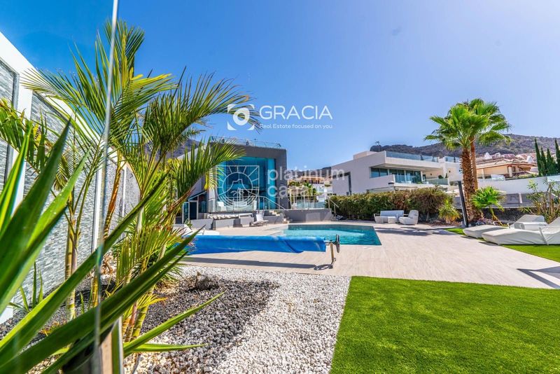 House for sale Adeje, Santa Cruz Tenerife. Ref: 1296. Gracia Real Estate