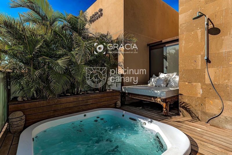 House for sale Adeje, Santa Cruz Tenerife. Ref: 1310. Gracia Real Estate