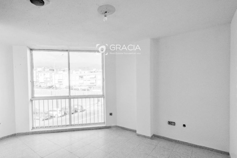 Flat for sale Playa San Juan, Santa Cruz Tenerife. Ref: 1318. Gracia Real Estate