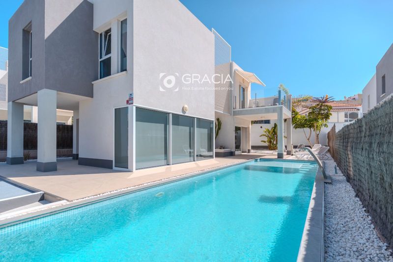 Villa zu verkaufen Playa Paraíso, Santa Cruz Tenerife. Ref: 1365. Gracia Real Estate