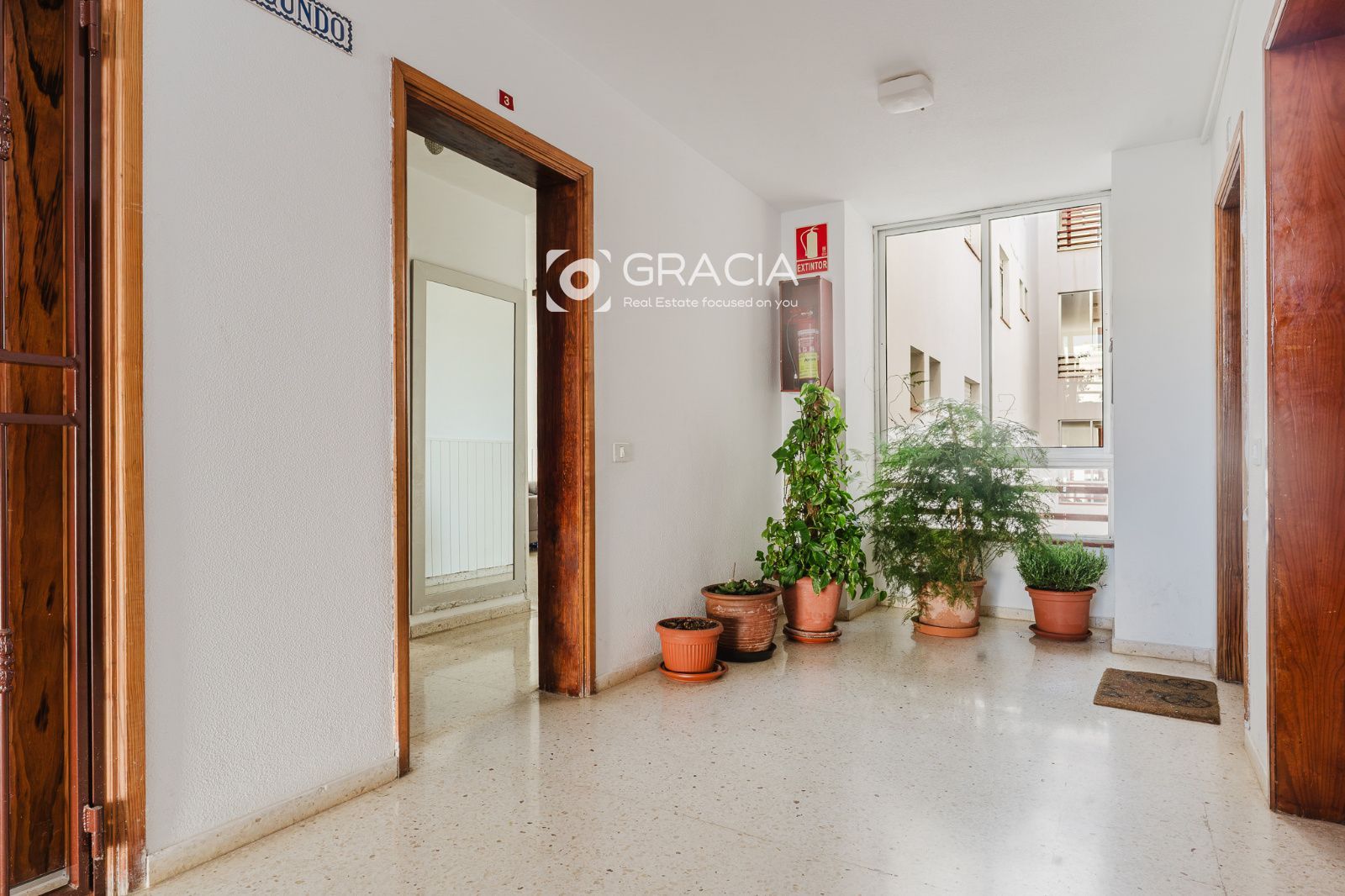 Apartamento tres dormitorios, dos baños con plaza de garaje en San Eugenio bajo - Foto 7