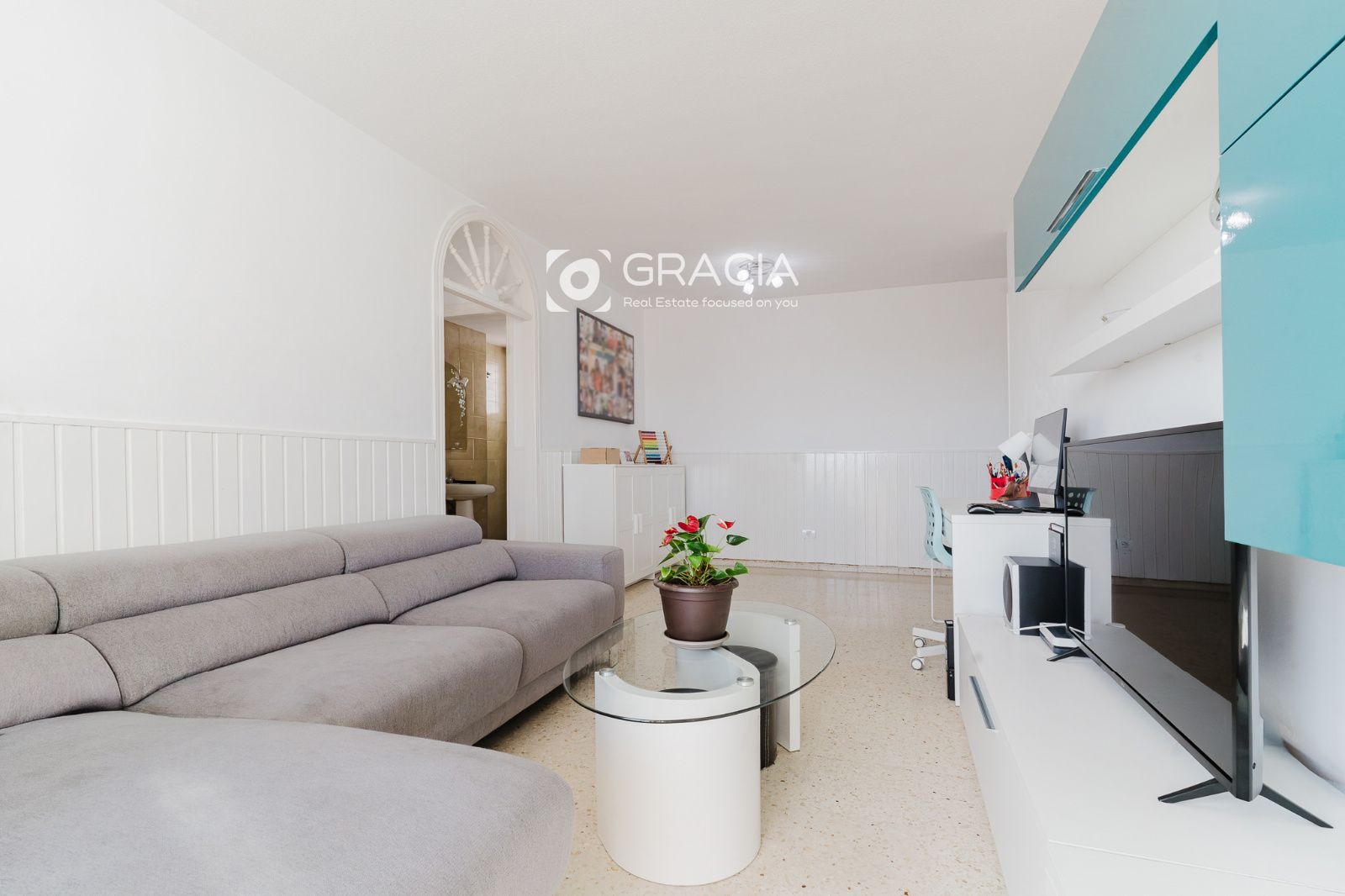 Apartamento tres dormitorios, dos baños con plaza de garaje en San Eugenio bajo - Foto 11