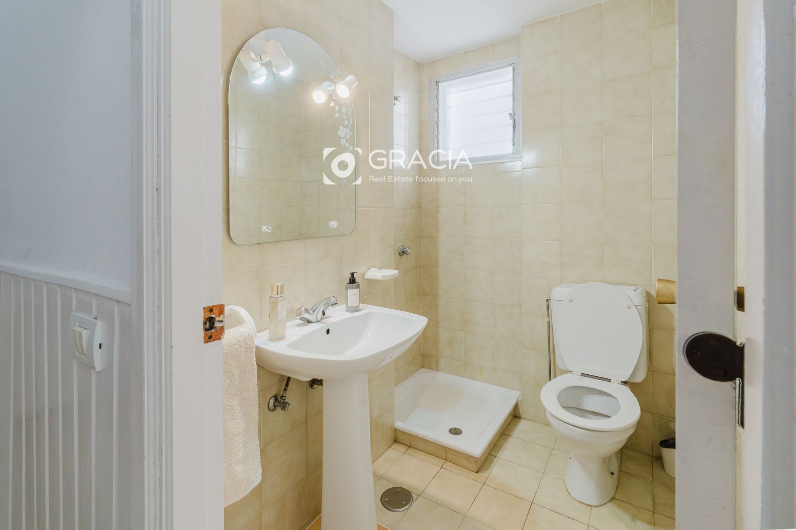Apartamento tres dormitorios, dos baños con plaza de garaje en San Eugenio bajo - Foto 21