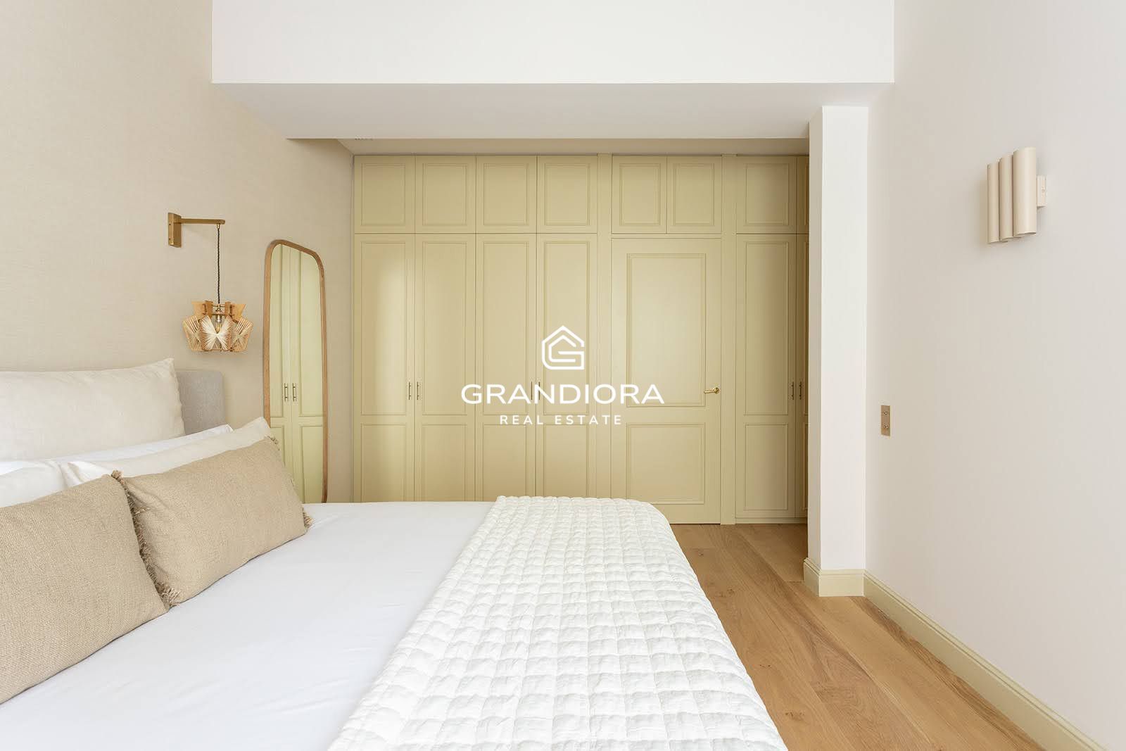 PASSEIG SANT JOAN. Reformado con gran terraza privada. - Imagen 40