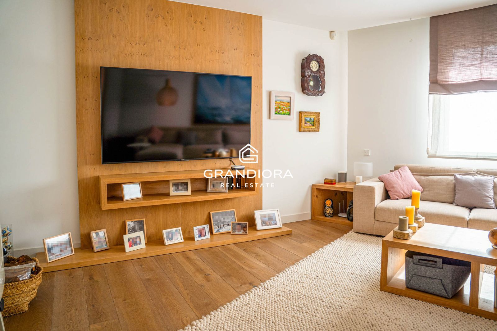 Descubre este espectacular chalet de 775 m², ubicado en el encantador pueblo de Alella, una de las zonas más deseadas de la costa catalana. - Imagen 50