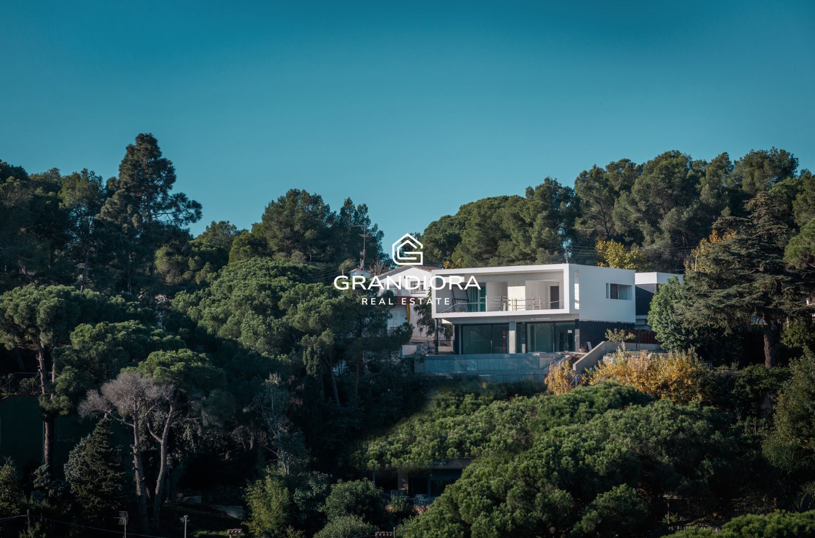 rPrecioso proyecto de una Residencia de diseño en La Cisa, Premià de Dalt - Imagen 2