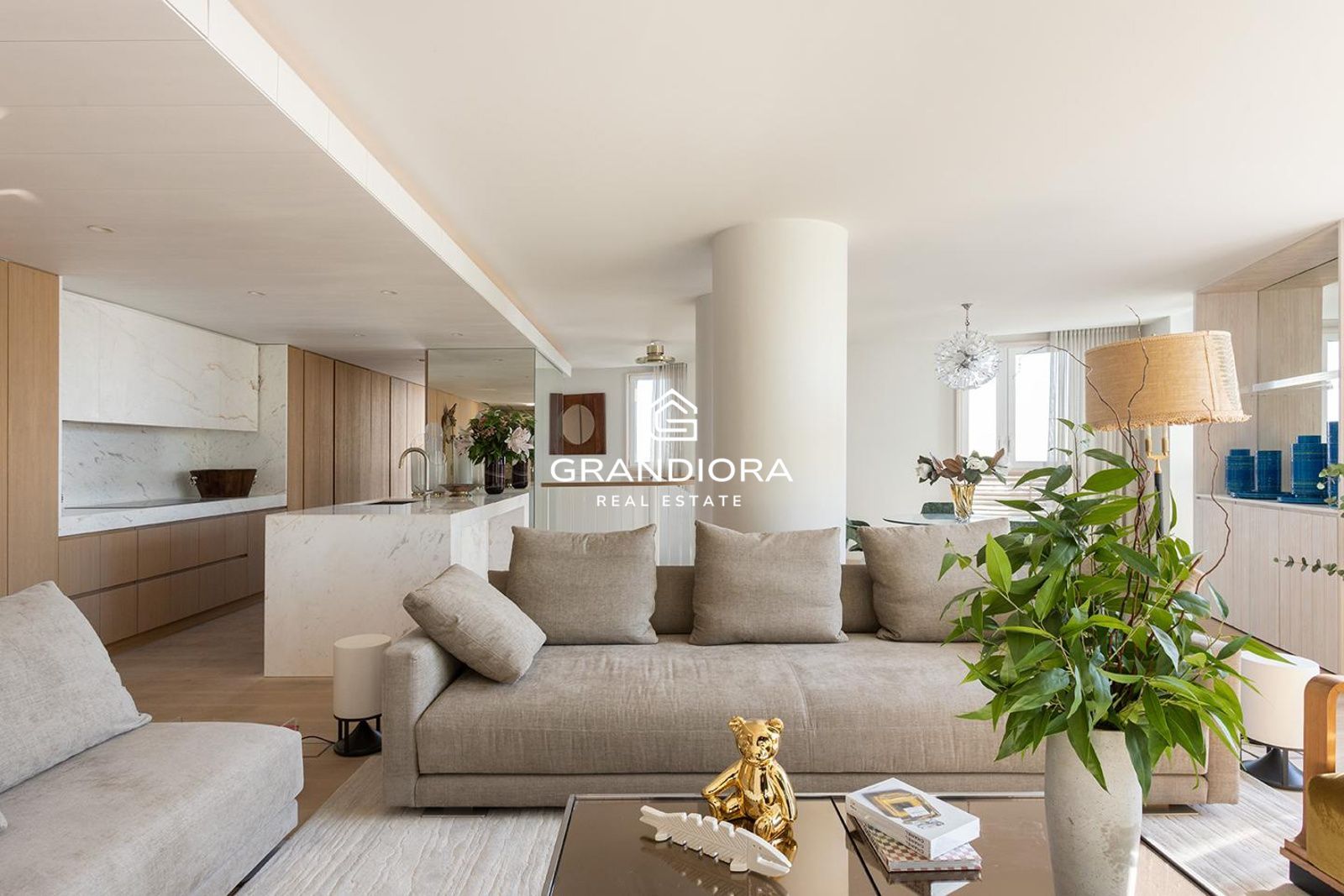 Atico en Ciutat Vella con una terraza magnifica - Imagen 3