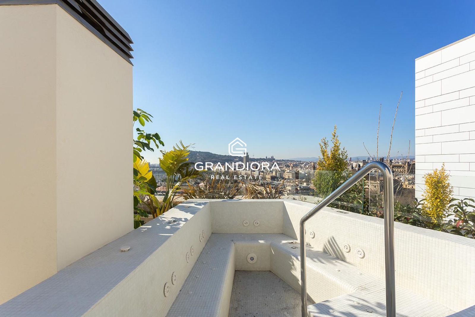 Atico en Ciutat Vella con una terraza magnifica - Imagen 38