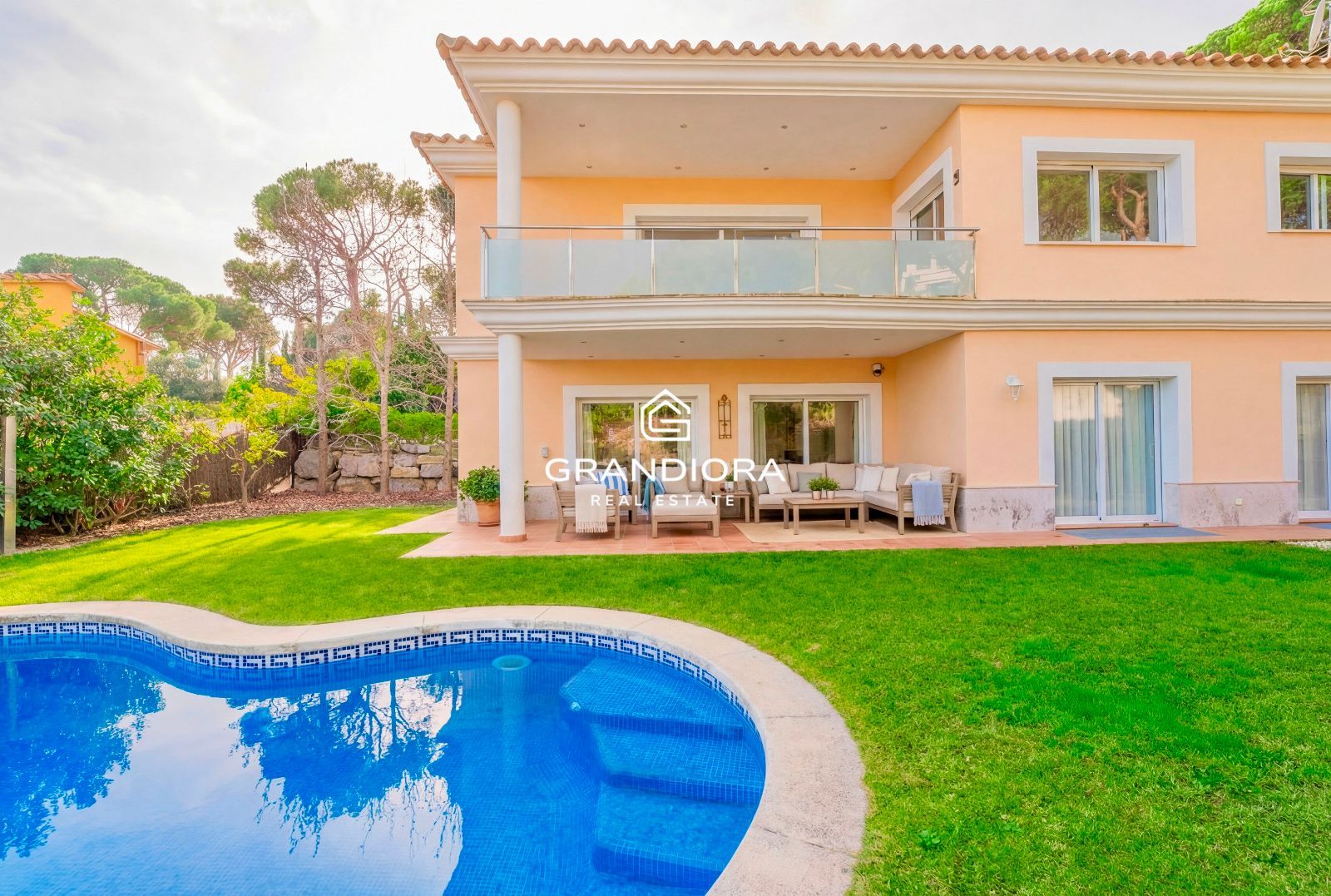 Villa exclusiva con piscina y vistas al mar en Premià de Dalt - Imagen 17