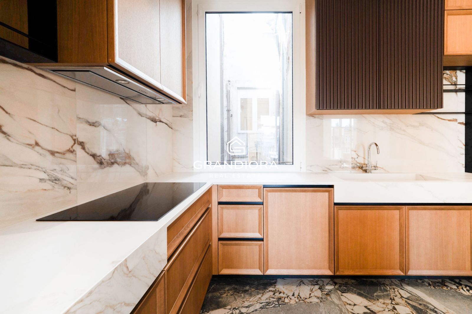 Exclusiva residencia reformada de 280 m²  con diseño exquisito en el  Eixample más prestigioso - Imagen 19