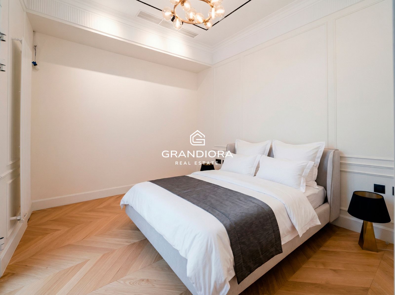 Exclusiva residencia reformada de 280 m²  con diseño exquisito en el  Eixample más prestigioso - Imagen 23