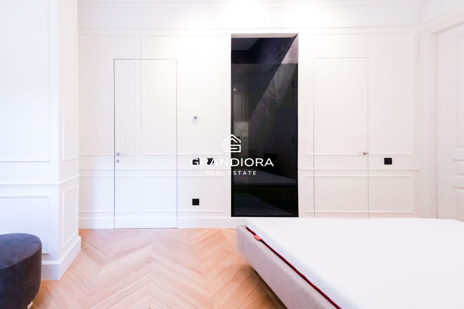 Exclusiva residencia reformada de 280 m²  con diseño exquisito en el  Eixample más prestigioso - Imagen 42