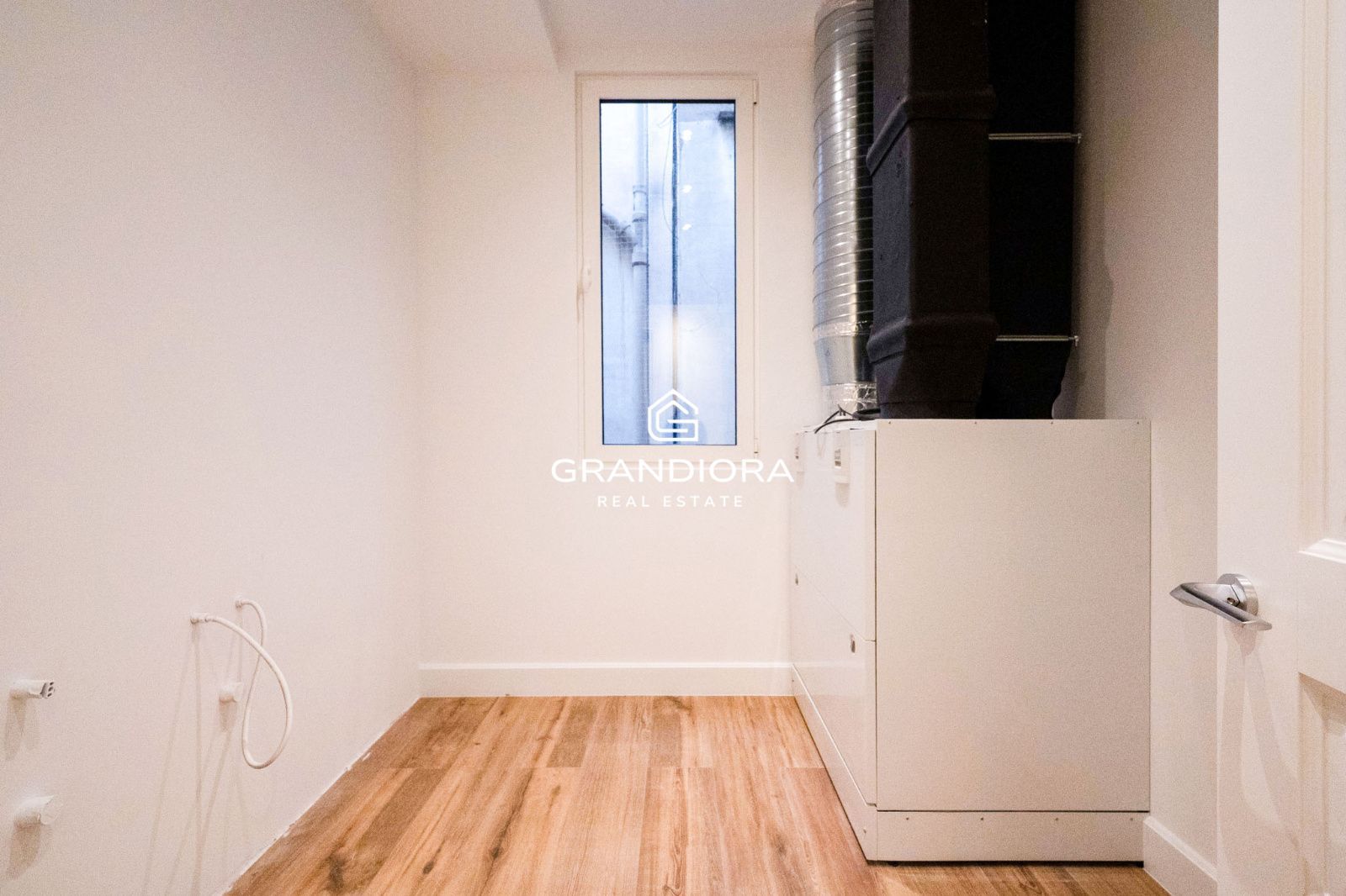 Exclusiva residencia reformada de 280 m²  con diseño exquisito en el  Eixample más prestigioso - Imagen 48