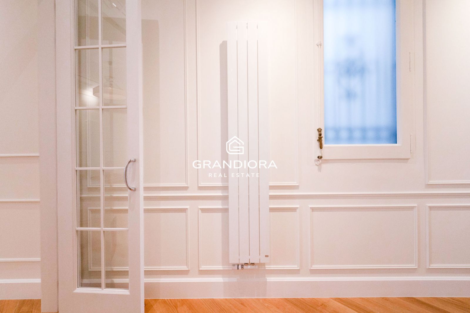 Exclusiva residencia reformada de 280 m²  con diseño exquisito en el  Eixample más prestigioso - Imagen 49