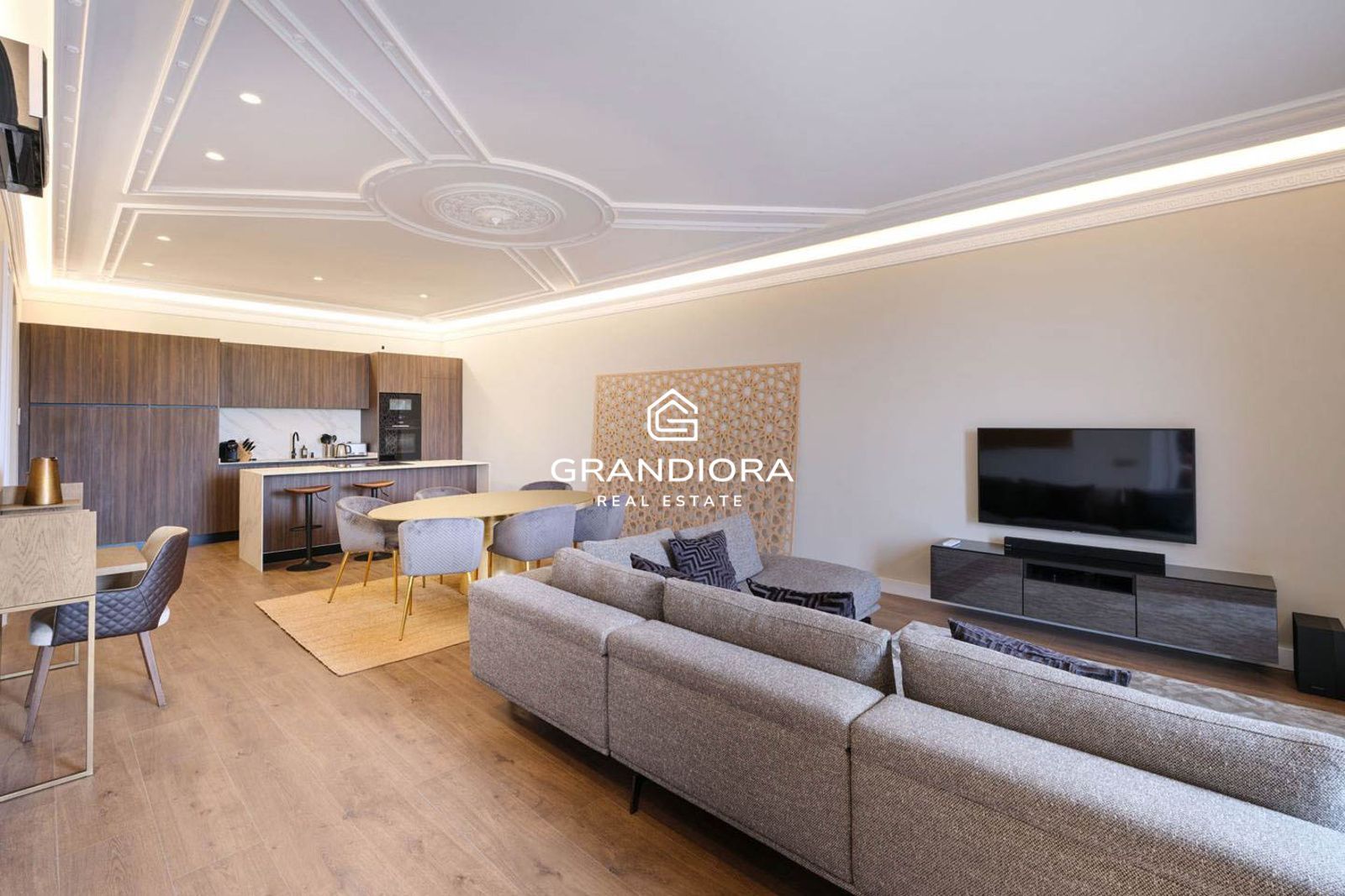 Sofisticada vivienda de 131 m² completamente renovada en Paseo de Colón. - Imagen 16