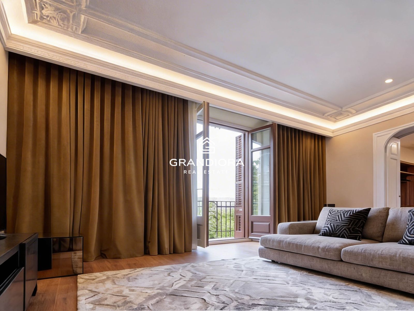 Sofisticada vivienda de 131 m² completamente renovada en Paseo de Colón. - Imagen 19