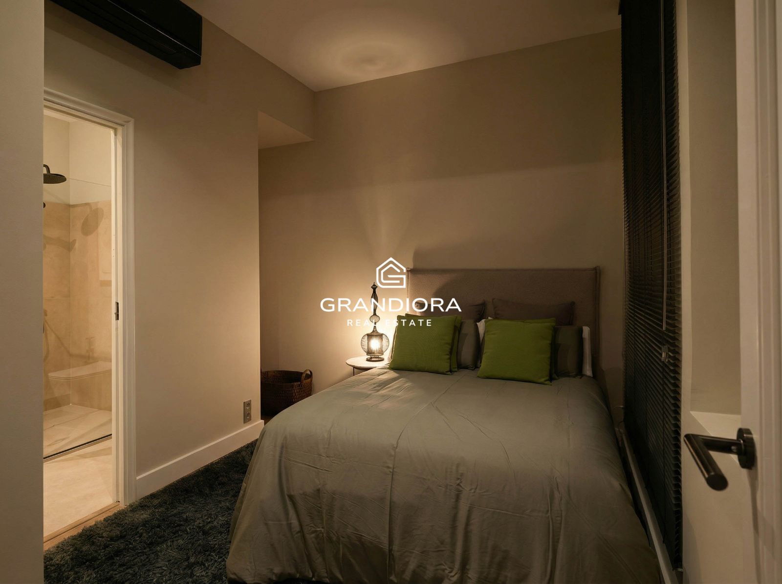 Sofisticada vivienda de 131 m² completamente renovada en Paseo de Colón. - Imagen 39