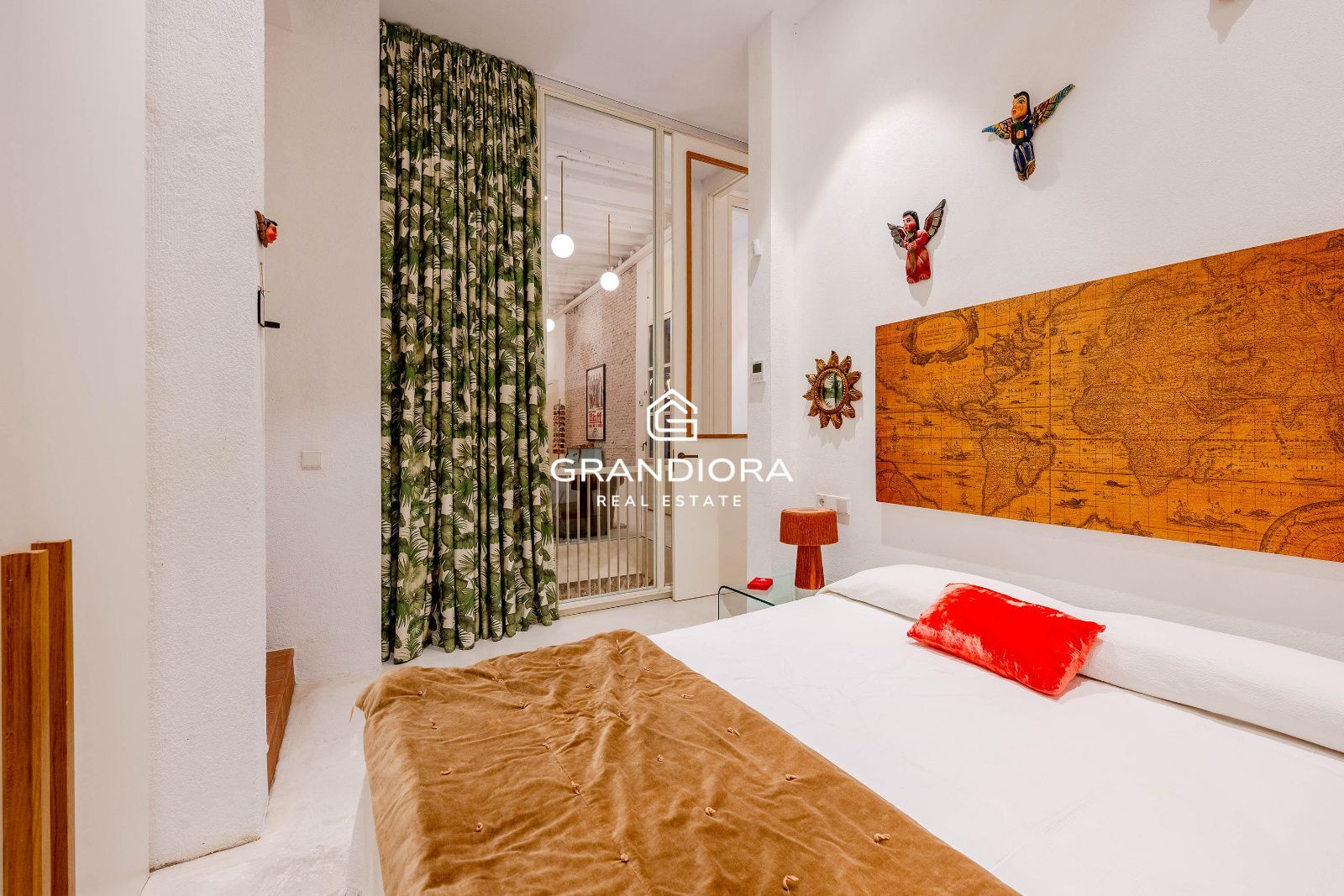Exclusiva vivienda con historia en pleno Barrio Gótico de Barcelona - Imagen 34