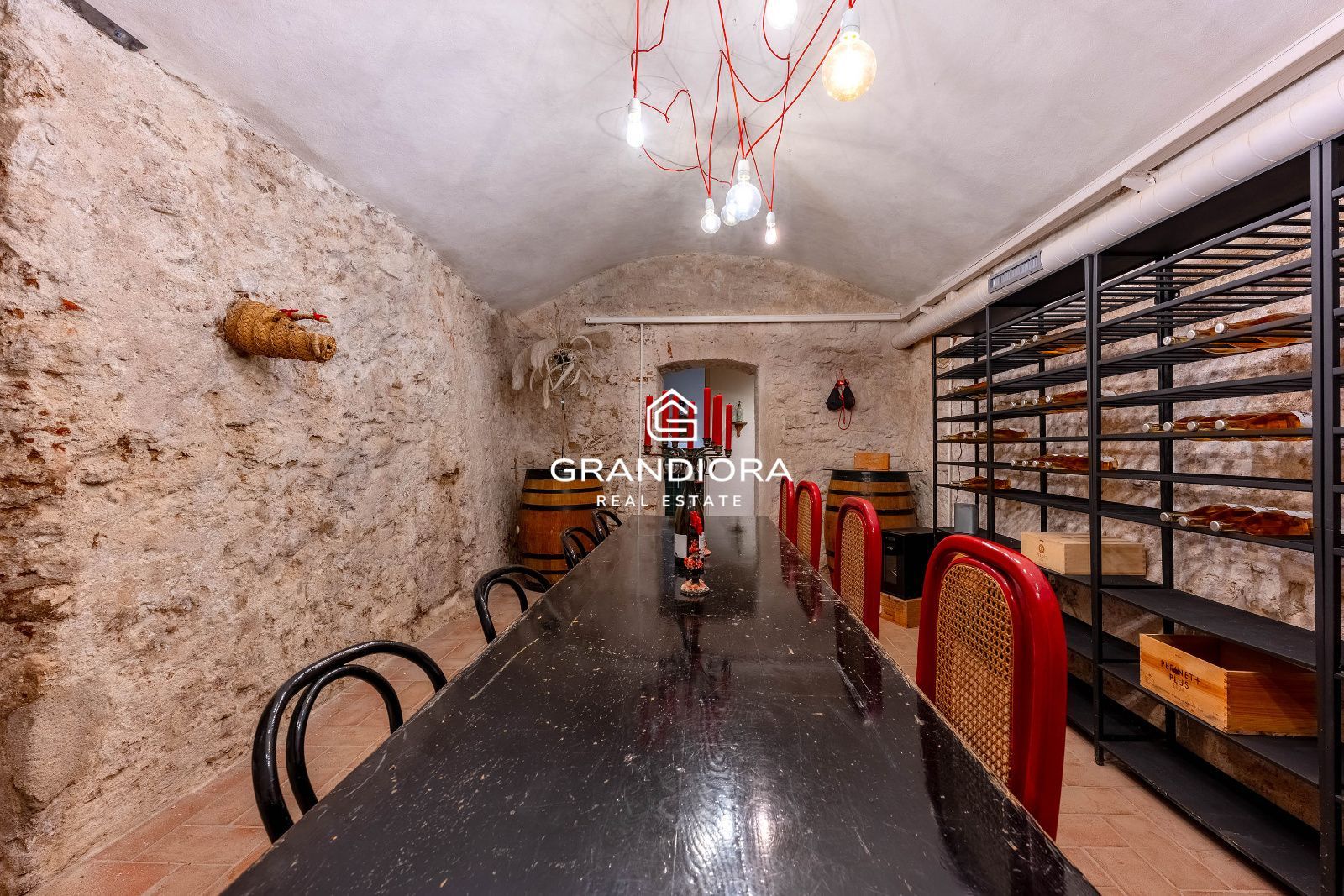 Exclusiva vivienda con historia en pleno Barrio Gótico de Barcelona - Imagen 39