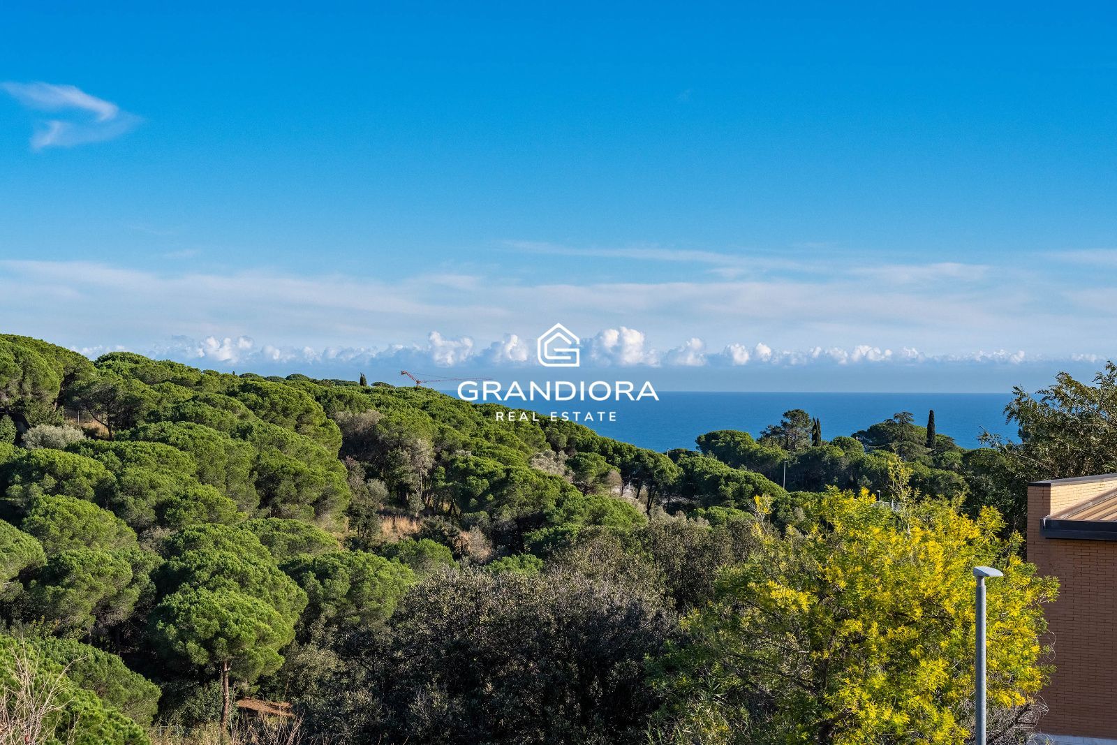 Vivienda de lujo con jardín y piscina, junto al Golf y con vistas al Mediterráneo - Imagen 43