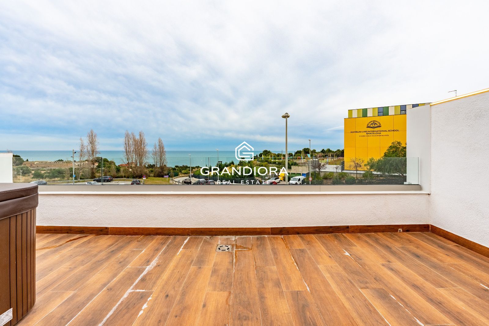 Vivienda de obra nueva en Montgat con vistas al mar y excelente conexión con Barcelona - Imagen 5